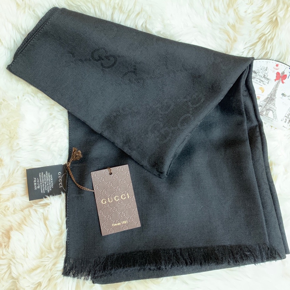 GUCCI Scarf Signature BLACK GG Pattern - Wool Silk